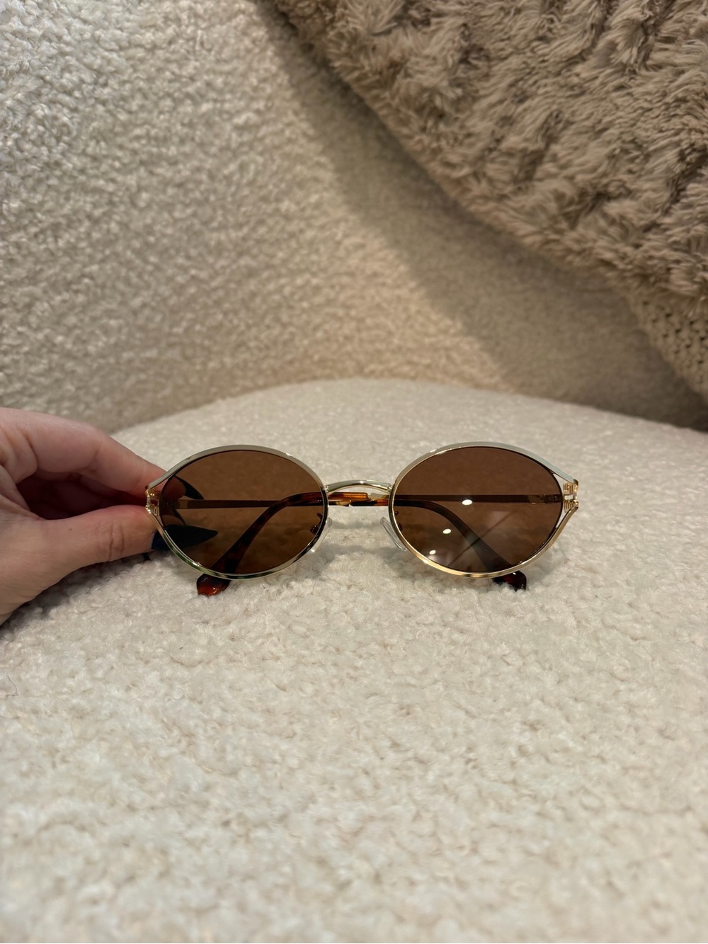 Gold Frame Oval Retro Sunglasses with Brown Lenses - Picture 2 of 6
